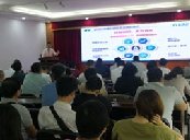 集团党支部副书记参与东漖街