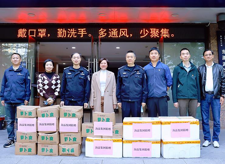 集团党支部慰问东漖街路办和